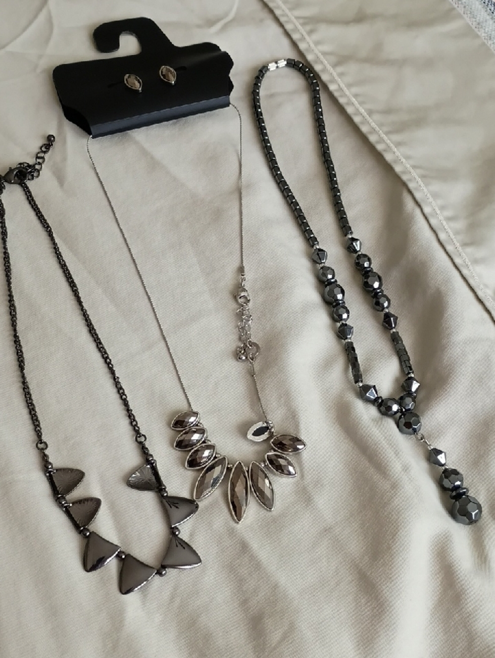 Metal -Tone Women's Statement Necklace - Elegant Metallic Finish Bundle Of 3